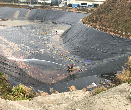 米脂废水池清理